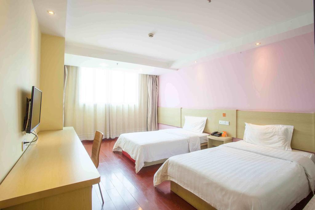 7Days Inn Yueyang East Maoling Pedestrain Street Habitación foto